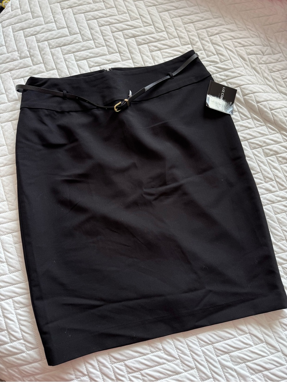 Liz Claiborne Black Pencil Skirt with Thin Waist Belt
